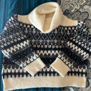 Universal Thread Black and Cream Cowl Neck Cropped Sweater